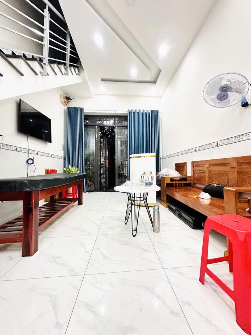 Nhà đẹp 2 tầng 35m2, Vuông – Thống Nhất QV - Ảnh 1